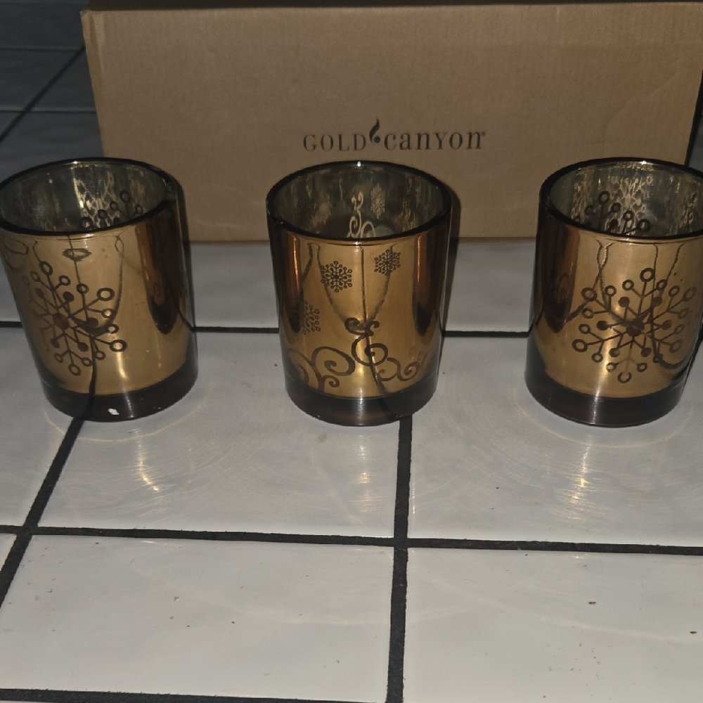 Gold Canyon Gold and Black Candle Holders Set